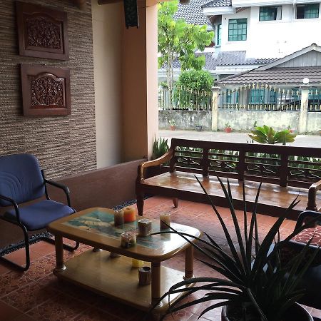 Apek Utama Hotel Bandar Seri Begawan Exterior photo