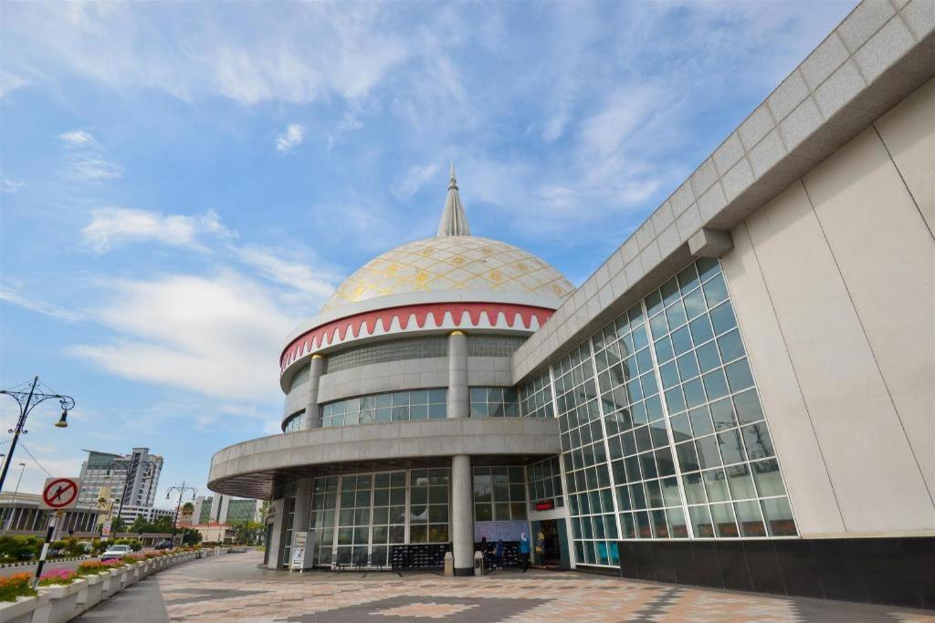 Apek Utama Hotel Bandar Seri Begawan Exterior photo